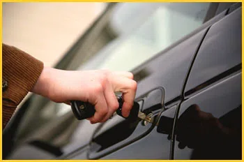 Exclusive Locksmith Service Indianapolis, IN 317-456-5558 - 18-car-unlock